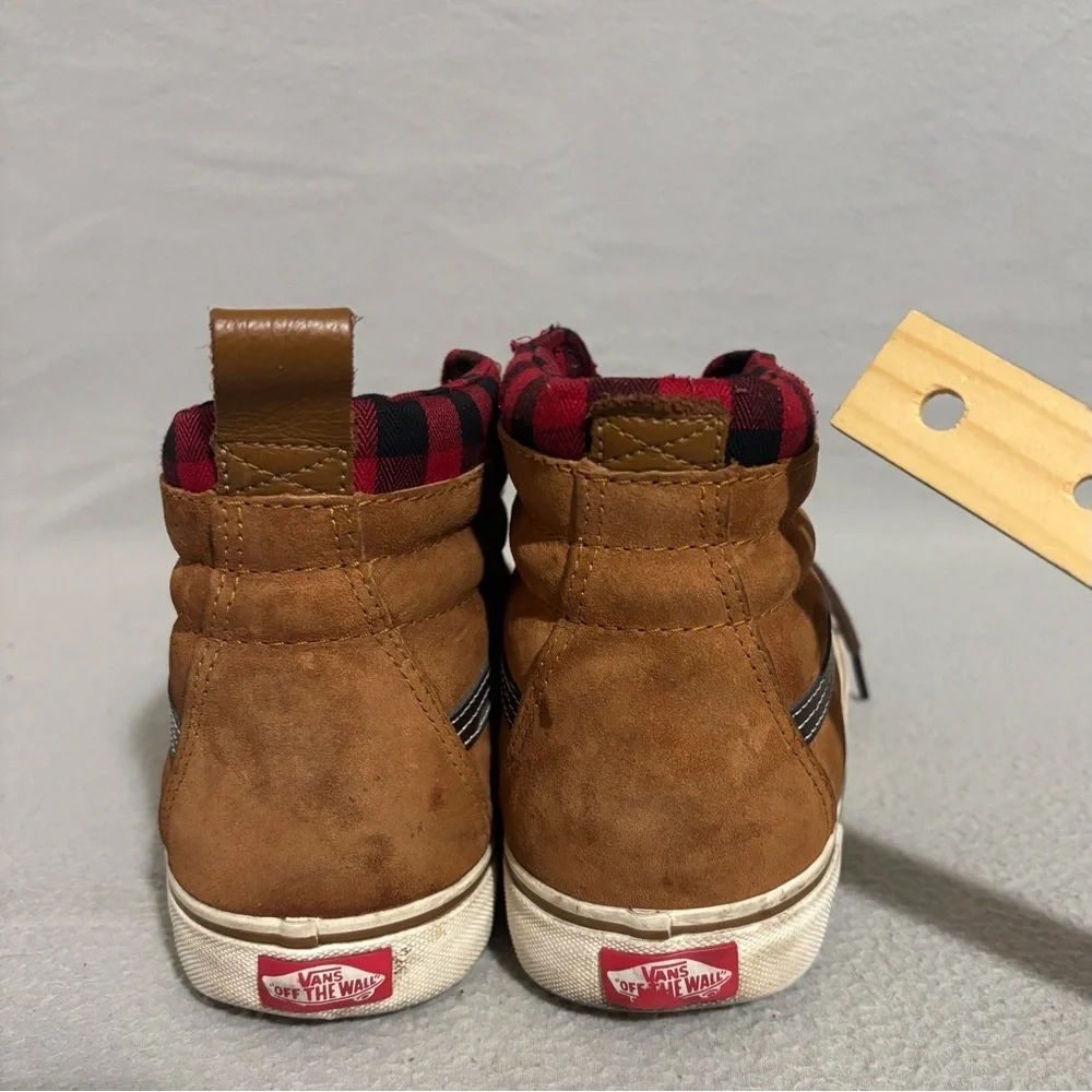 Vans stylish brown